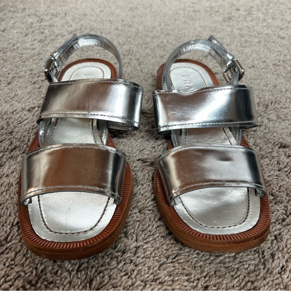PRADA silver patent leather double banded metallic sandals sz 7 - Picture 6 of 12